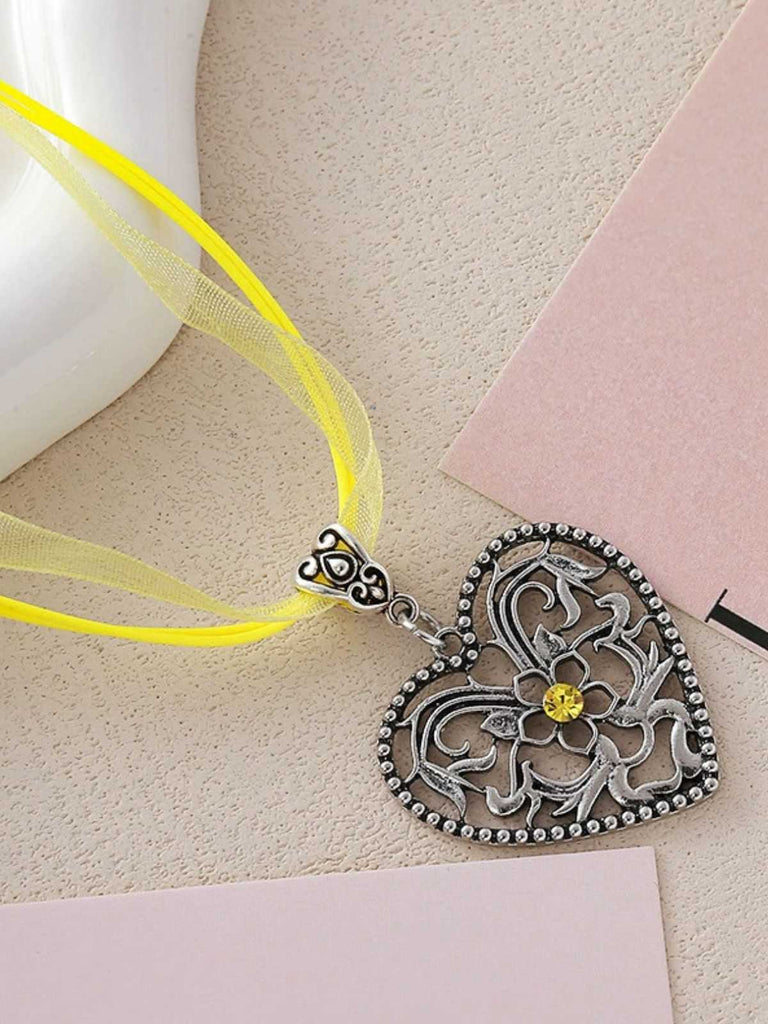 Vintage Oktoberfest Schleife Herz Blume Halskette