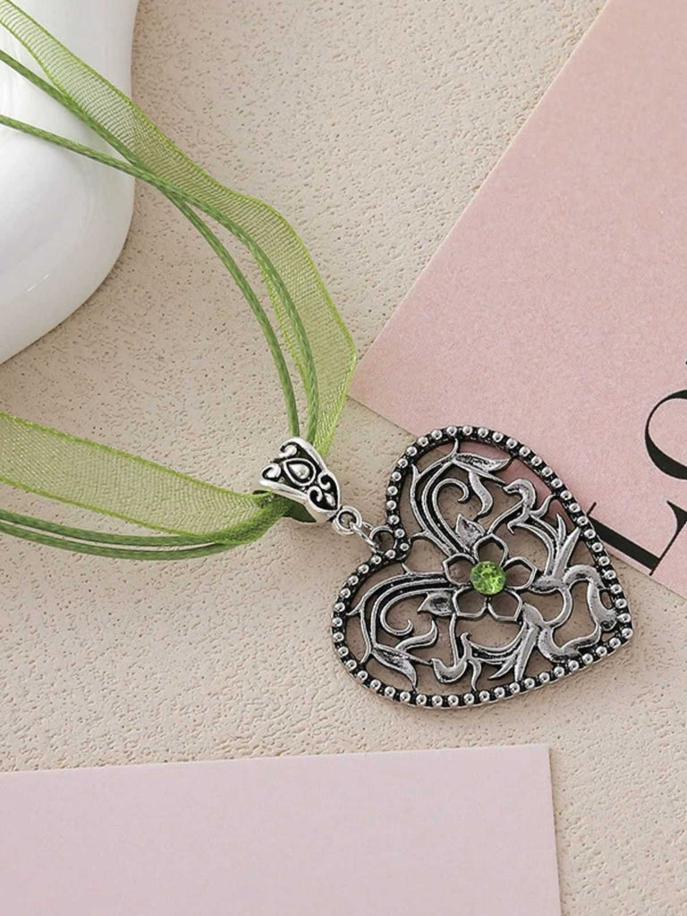 Vintage Oktoberfest Schleife Herz Blume Halskette