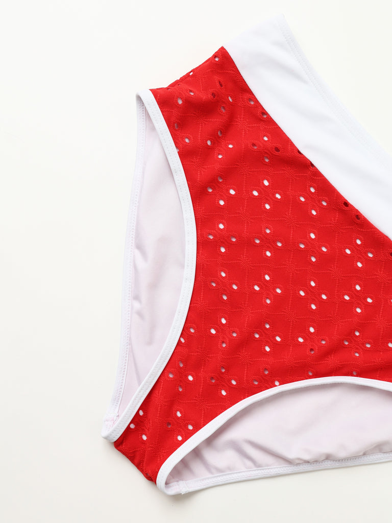 Tankini-Set mit Lochstickerei, hohem Bund und Farbblock-Design aus den 1940er Jahren – Vintage-Mode, Retro-Stil