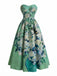 Hellblaues 50er trägerloses Kleid mit Sonnenschirm-Frauenmotiv