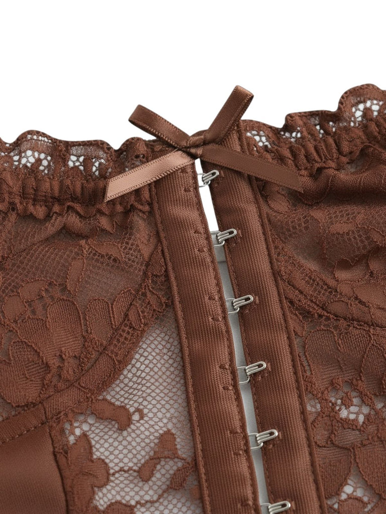 80er Reizwäsche mit Blumen und Rüschen