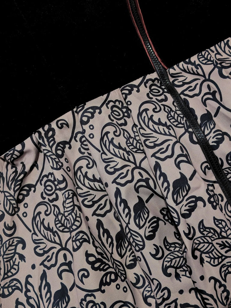 Braun 1950er Oktoberfest Dirndl Häkelsamt Kleid & Satin Plissiertes Schürze