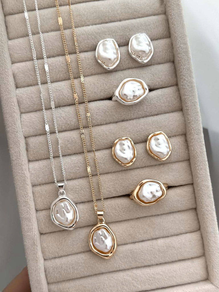 Vintage Schmuck mit Perlen und Baroque