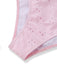 Nahaufnahme von rosa Unterwäsche mit dezentem Muster auf weißem Hintergrund