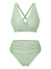 Vintage-Wickelbikini mit gekreuztem Oberteil und hochgeschnittenem Höschen im Retro-Stil der 1950er Jahre