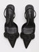 Schwarze, einfarbige Pumps mit 3D-Rosenmuster und spitzer Zehenpartie