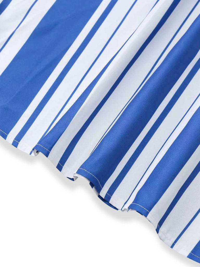 Blau-weiß gestreiftes Midikleid im Stil der 1950er Jahre mit Spaghettiträgern