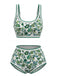 Vorderansicht des hochgeschnittenen Bikini-Sets mit Blumenmuster in Grün und Weiß mit passendem grünem Muschelsaum.