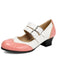 Schuhe mit Spitz und Schnalle