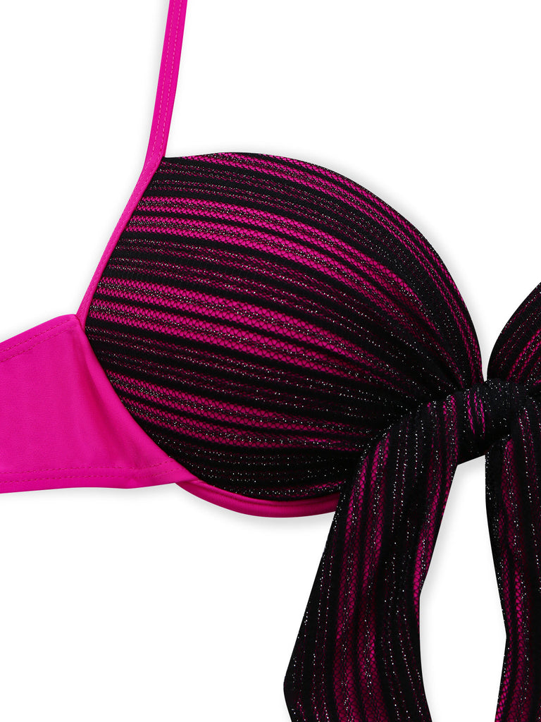 Lila Bikini im Stil der 1960er Jahre – Vintage-Mode, Retro-Stil