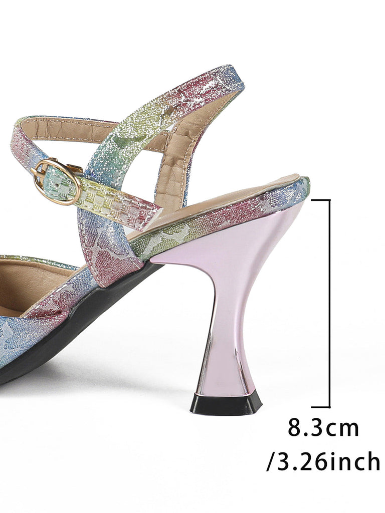 Retro Pumps mit Knöchelriemen und Gradient