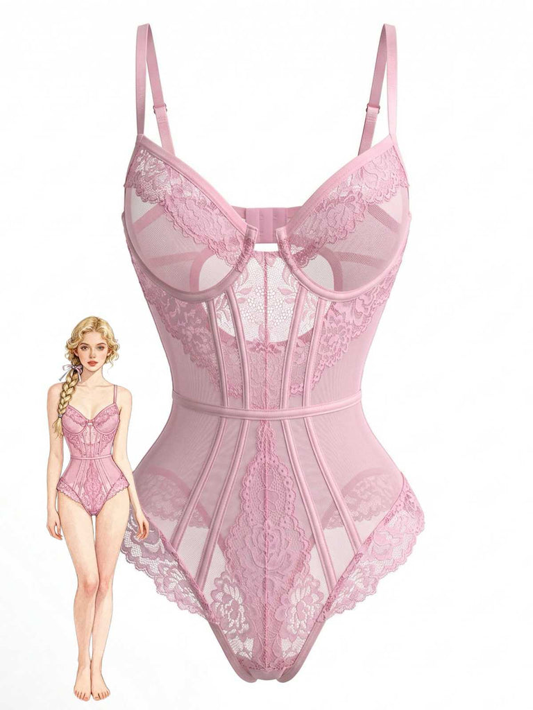 Ein hellrosa ärmelloser Body mit floralen Spitzeneinsätzen, transparenten Netzeinsätzen und formgebenden Stäbchen, abgebildet neben einer Modeillustration.