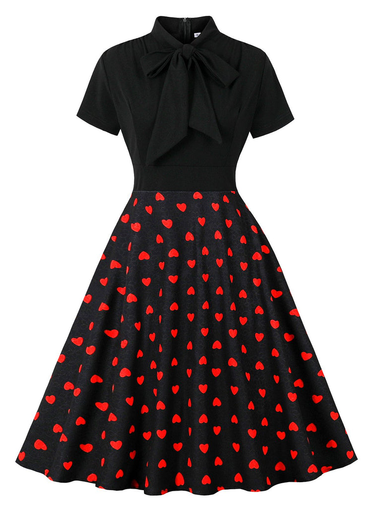 Schwarz 1950er Krawattenhals Herzen Dots Kleid