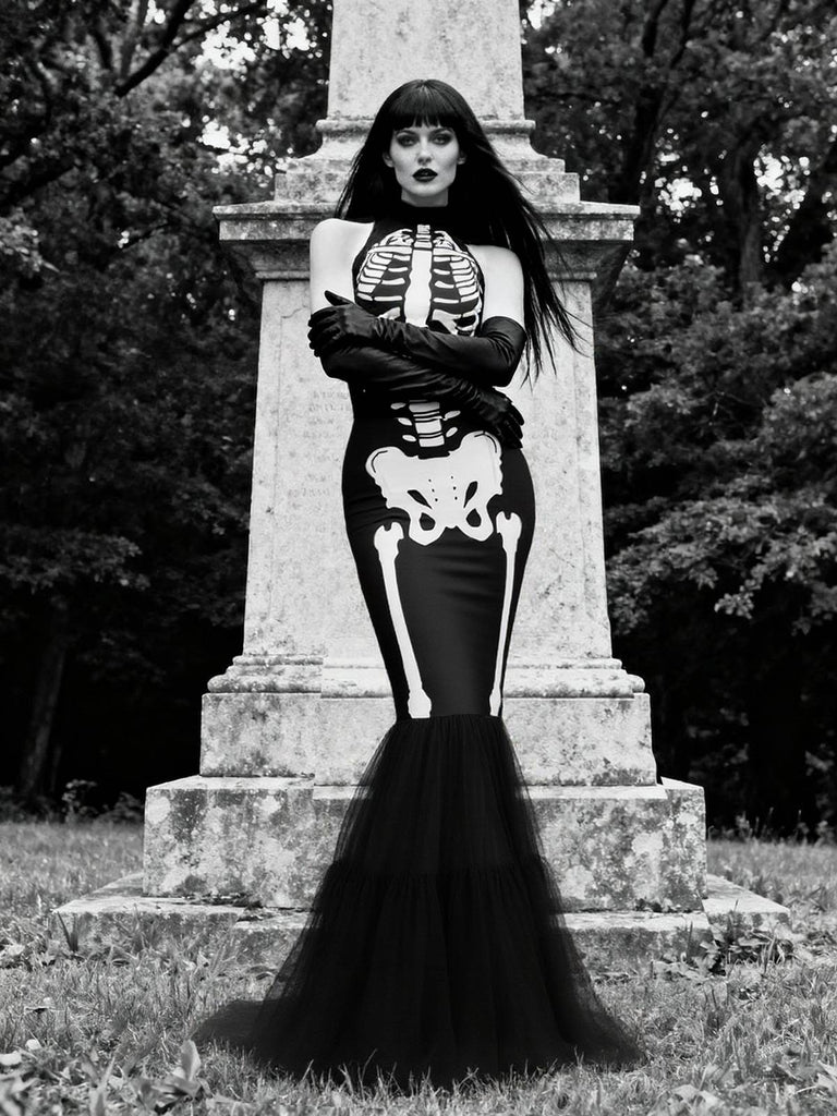 Schwarz & Weiß 1930er Halter Schädel Netz Fischschwanz Kleid