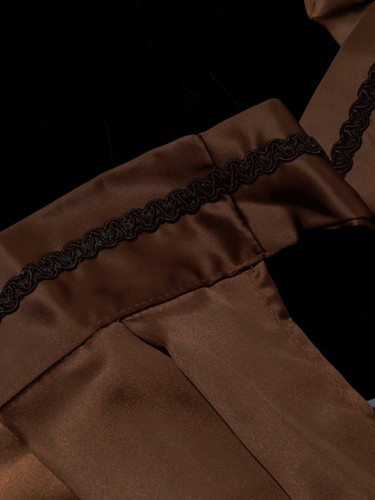 Braun 1950er Oktoberfest Dirndl Häkelsamt Kleid & Satin Plissiertes Schürze