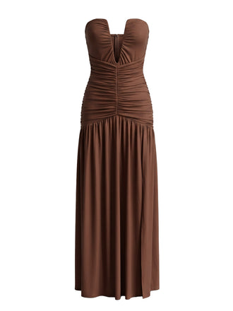 Trägerloses 70er Maxikleid mit tiefem V-Ausschnitt, Raffung und hohem Schlitz