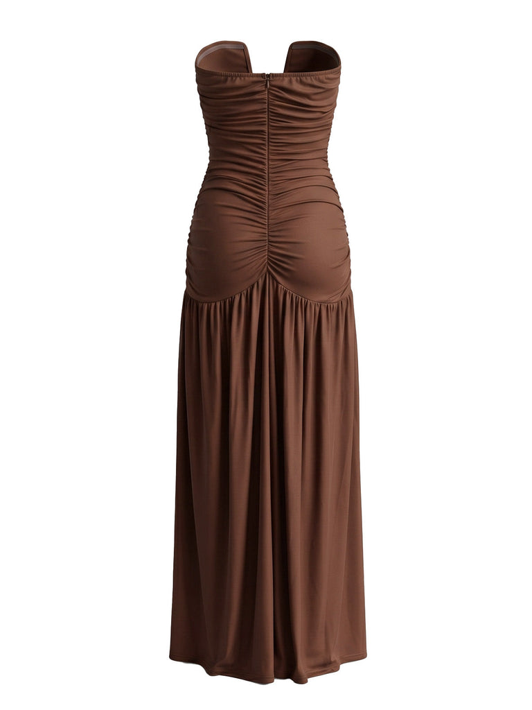Trägerloses 70er Maxikleid mit tiefem V-Ausschnitt, Raffung und hohem Schlitz