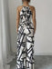Weißer 70er Jumpsuit mit Neckholder und Geometrisch
