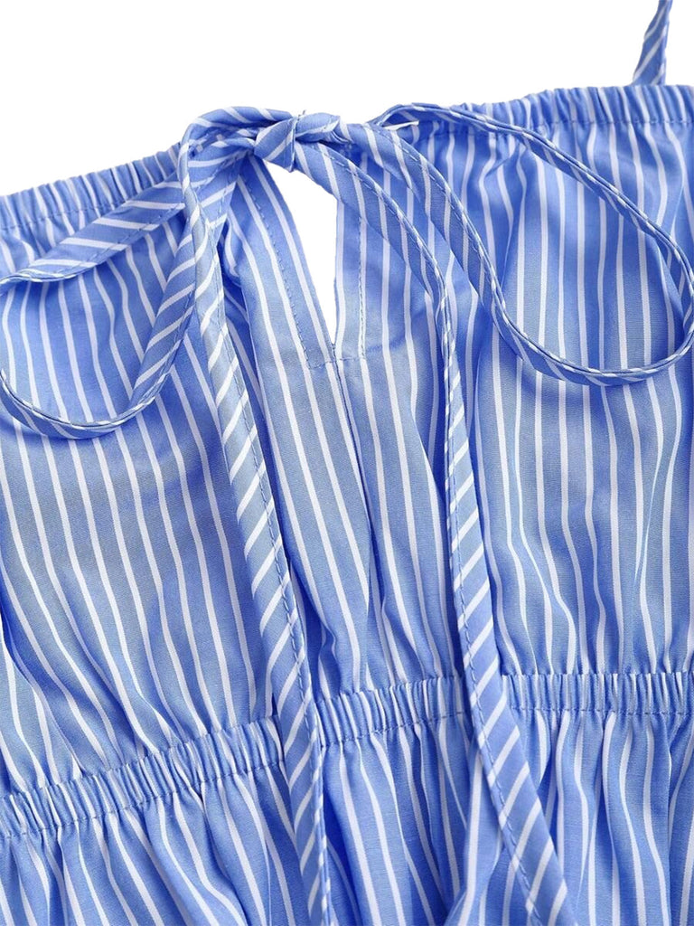 Hellblaue 50er Hose mit Schleife und Bindeband