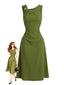 Grünes 60er Kleid mit asymmetrischem Ausschnitt und Metallschnalle