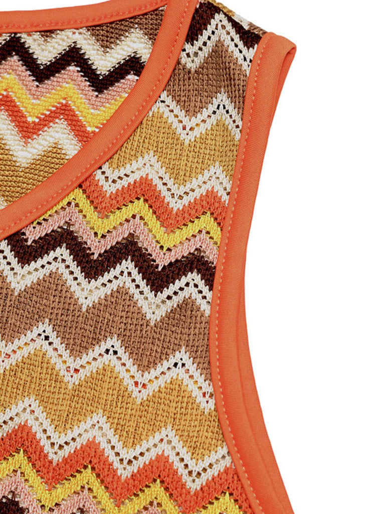 60er Strick-Top & Shorts mit Chevron und Tank