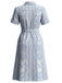 [Vorverkauf] Blaues 40er Hemdblusenkleid mit Pflanzenprint und Taschen