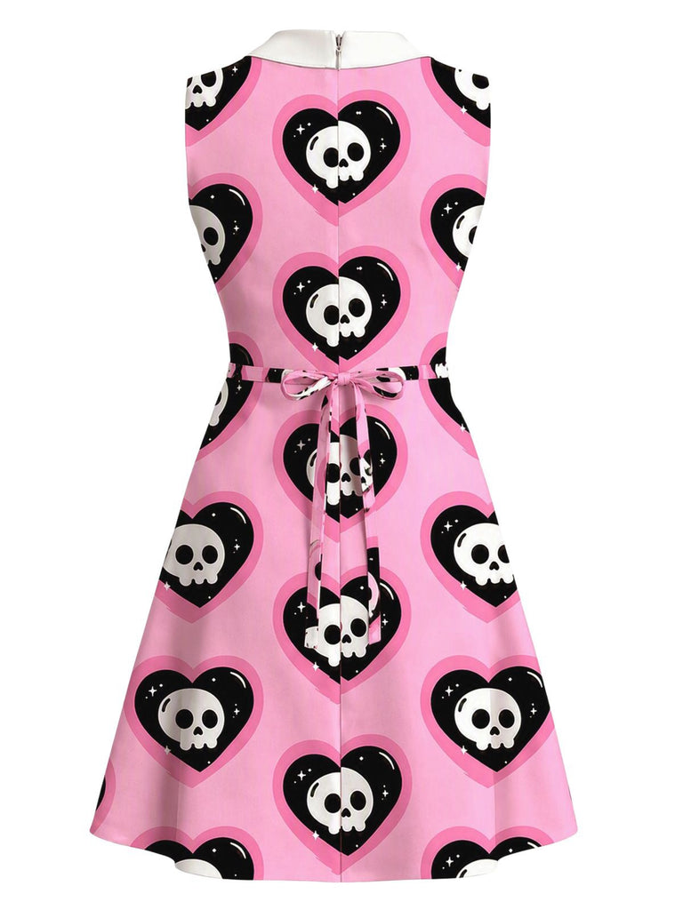 [Vorverkauf] Rosa 60er Gothic-Kleid mit Totenkopf-Herz-Print und Peter-Pan-Kragen