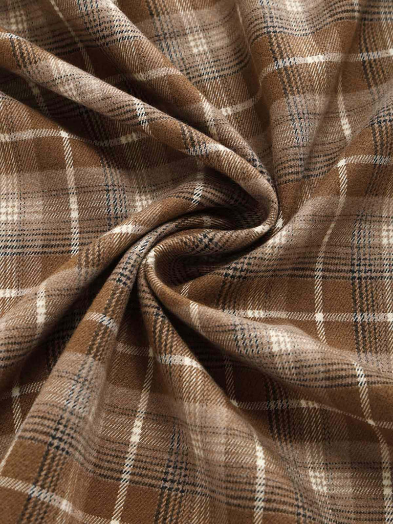 40er Set aus Bluse mit Spitzen-Rüschenkragen und Karofaltenrock