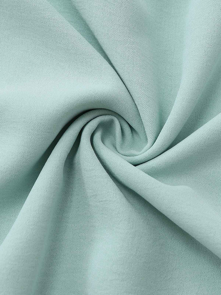 70er Kleid mit tiefem Ausschnitt, Volantärmeln und hoher Taille