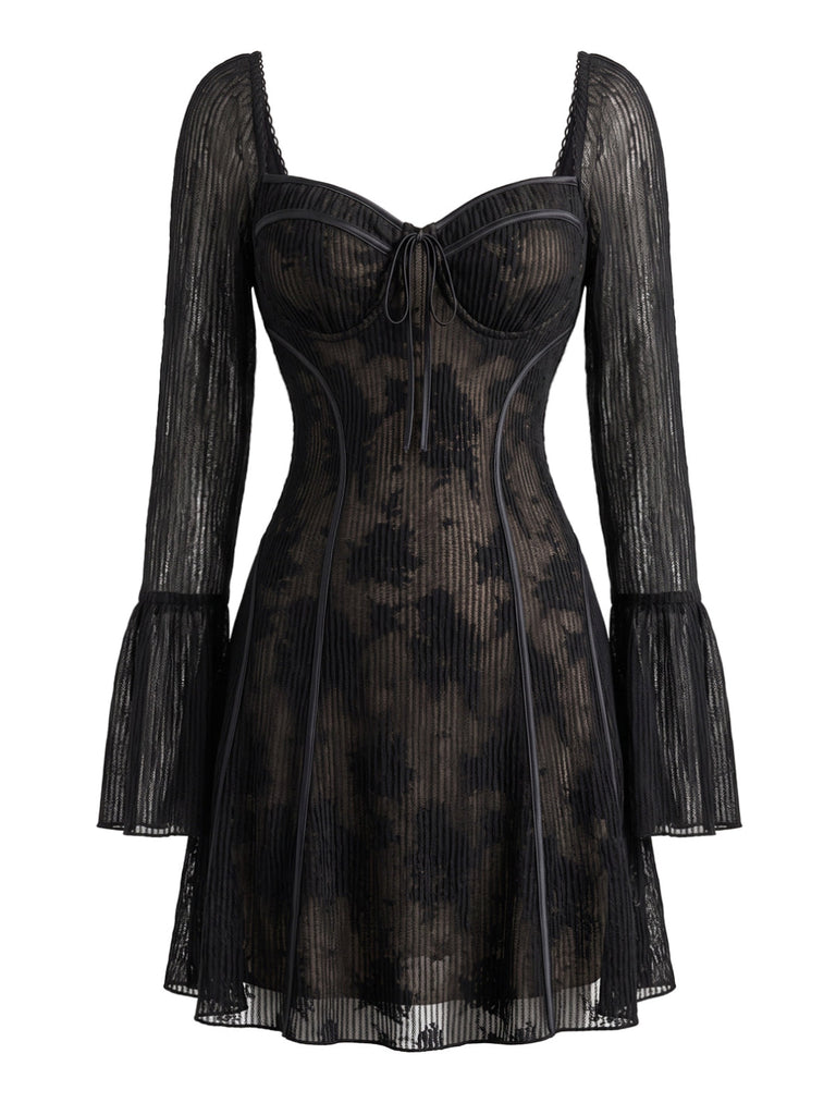 Schwarzes 70er Minikleid mit Blumenprint und Glockenärmeln