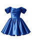 50er Satin-Prinzessinnen-Minikleid mit Carmen-Ausschnitt