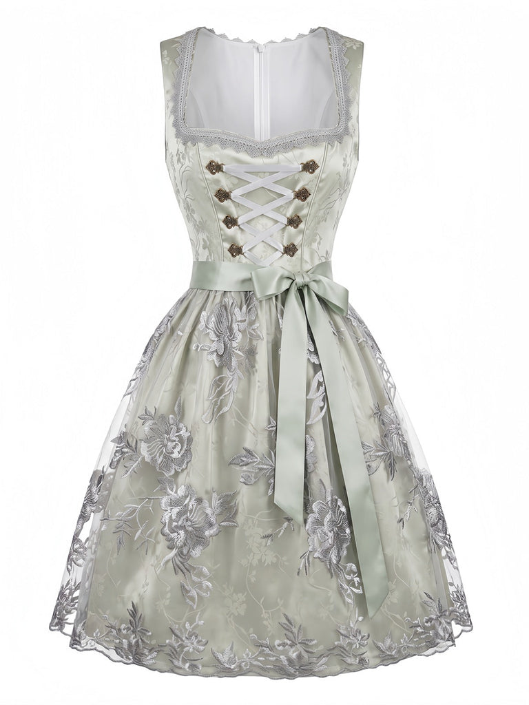 Hellblaues 50er Oktoberfest-Dirndl-Set mit Blumen und Schürze