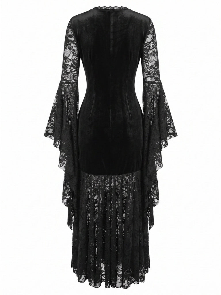 Schwarzes 70er Gothic Samtkleid mit Spitze und Fledermausärmeln