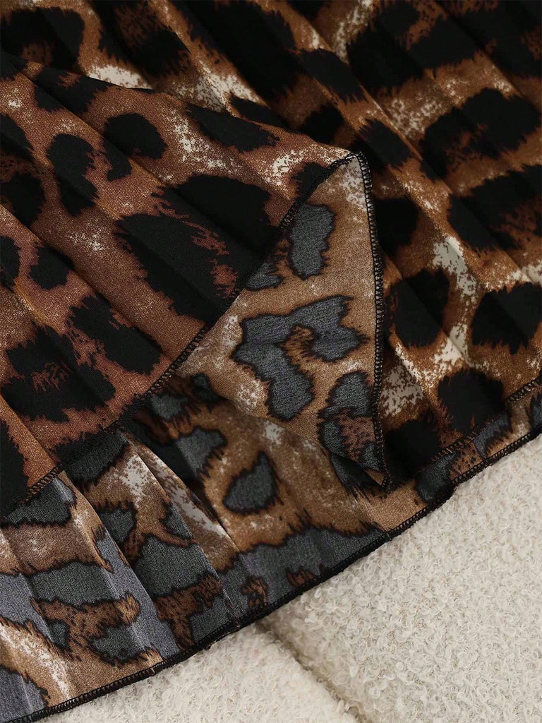 50er Shirtkleid mit Leoparden-Print und Plisseefalten