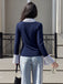 Marineblaues 80er Preppy Top mit V-Ausschnitt und Glockenärmeln