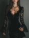 Schwarzes 60er Gothic-Samtminikleid mit Spitze und Glockenärmeln