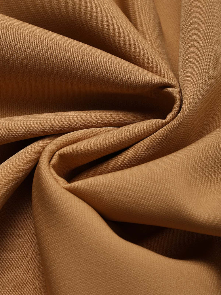 Hellkhakifarbenes 40er Kleid im Zweiteiler-Look mit Wellenbesatz