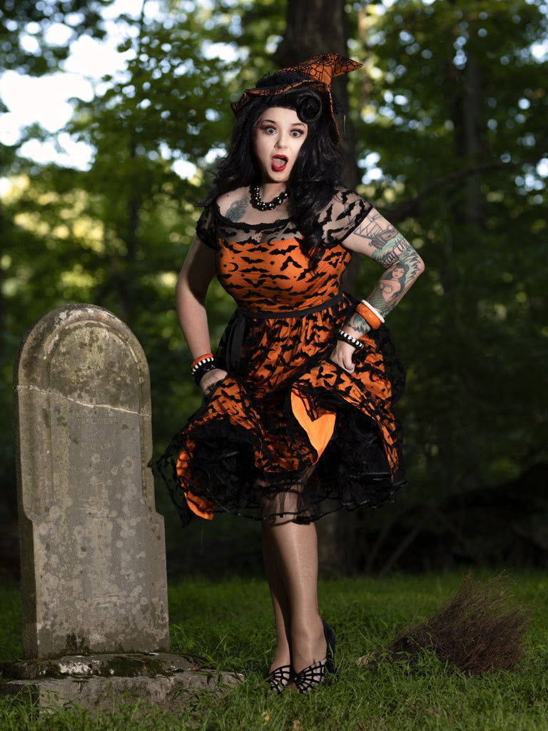 1950er Halloween Spitzen Schulter Swingkleid