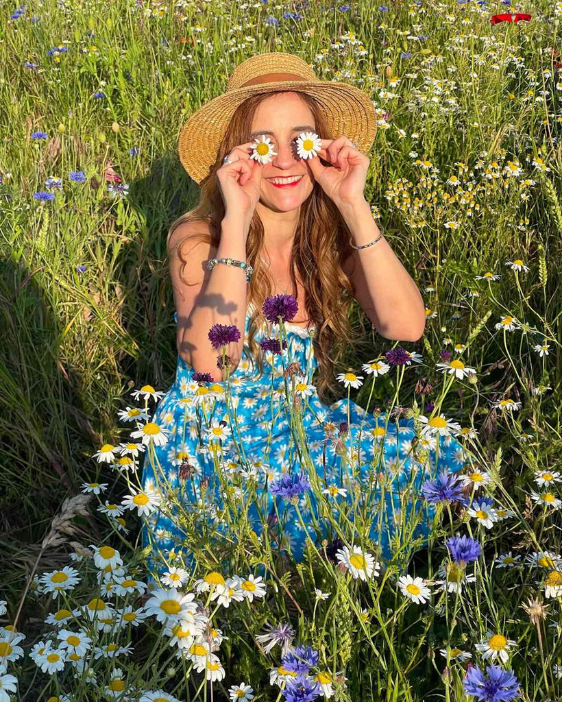 Blau 1950er Halter Spitze Gänseblümchen Kleid