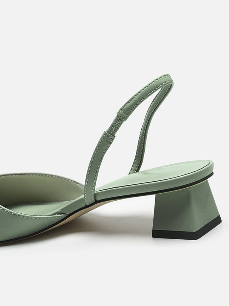 Spitz zulaufende Uni Slingback Träger Low Block Schuhe