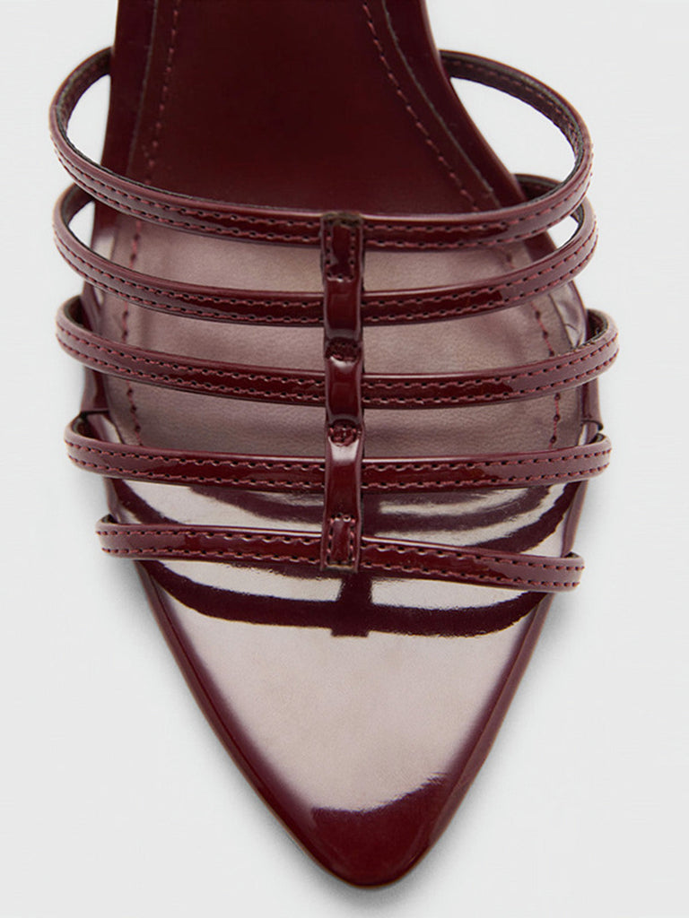 Weinrote Vintage Sandalen mit Spitz und High Heel