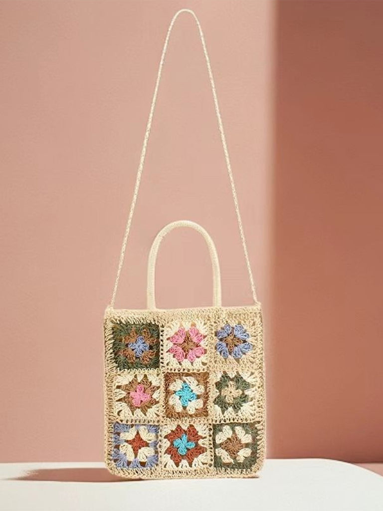 Cremeweiße Bohemian Tasche mit Patchwork, Häkelarbeit und Color