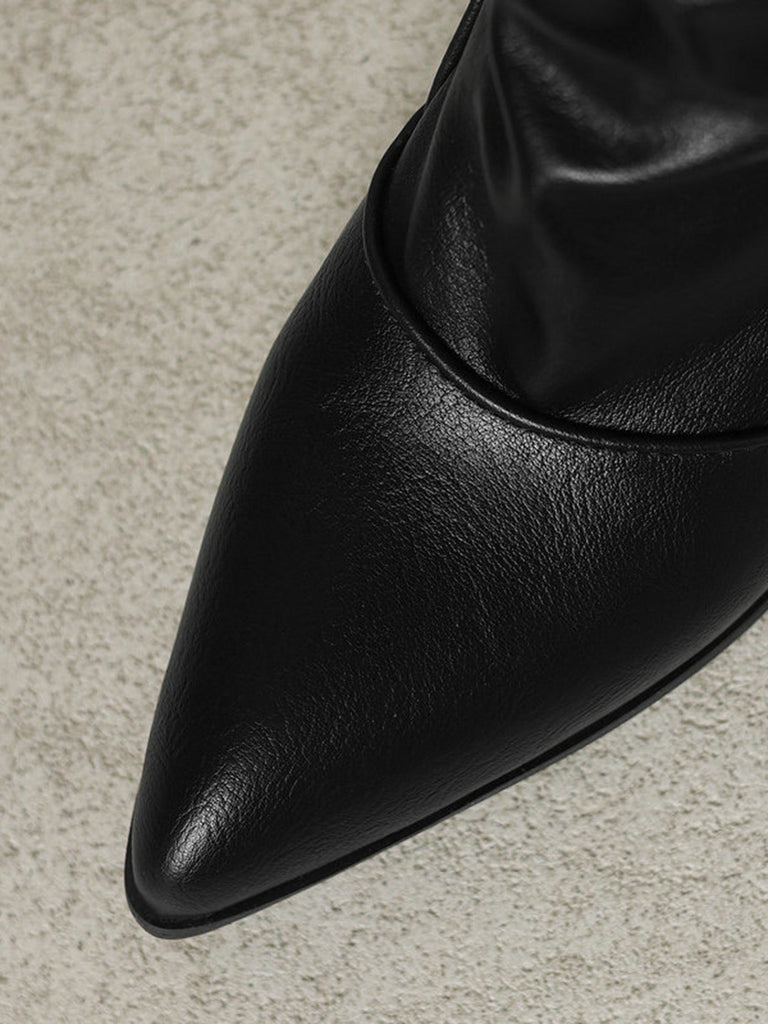 Vintage Boots mit Spitz und Hoch