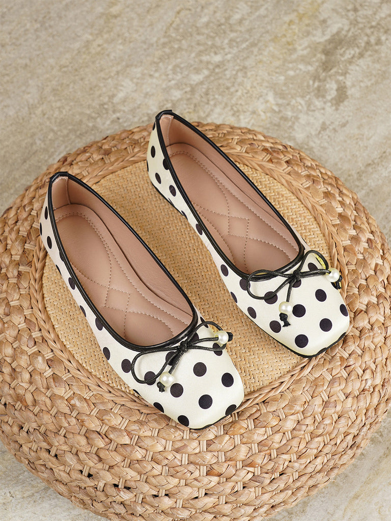Schwarze & Weiße Ballerina-Schuhe mit Polka-Dots und Schleife