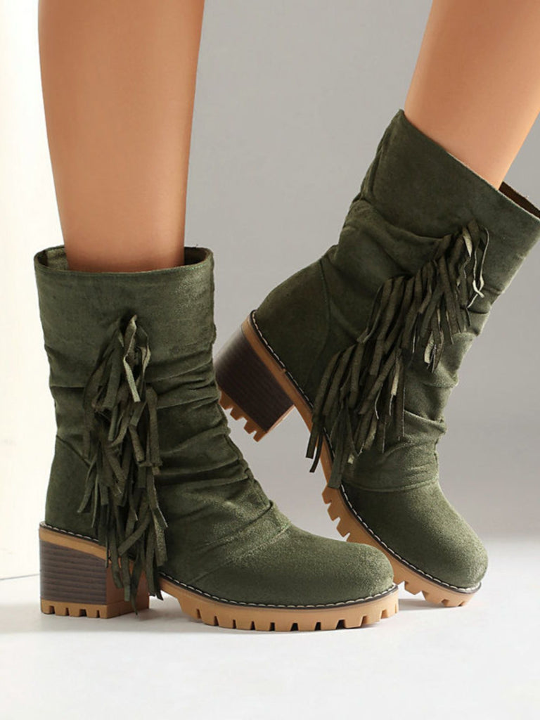 Vintage-Umschlagstiefel in Veloursoptik mit Fransen und Blockabsatz