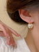 Weiße Vintage Ohrringe mit Blumen und Kristall