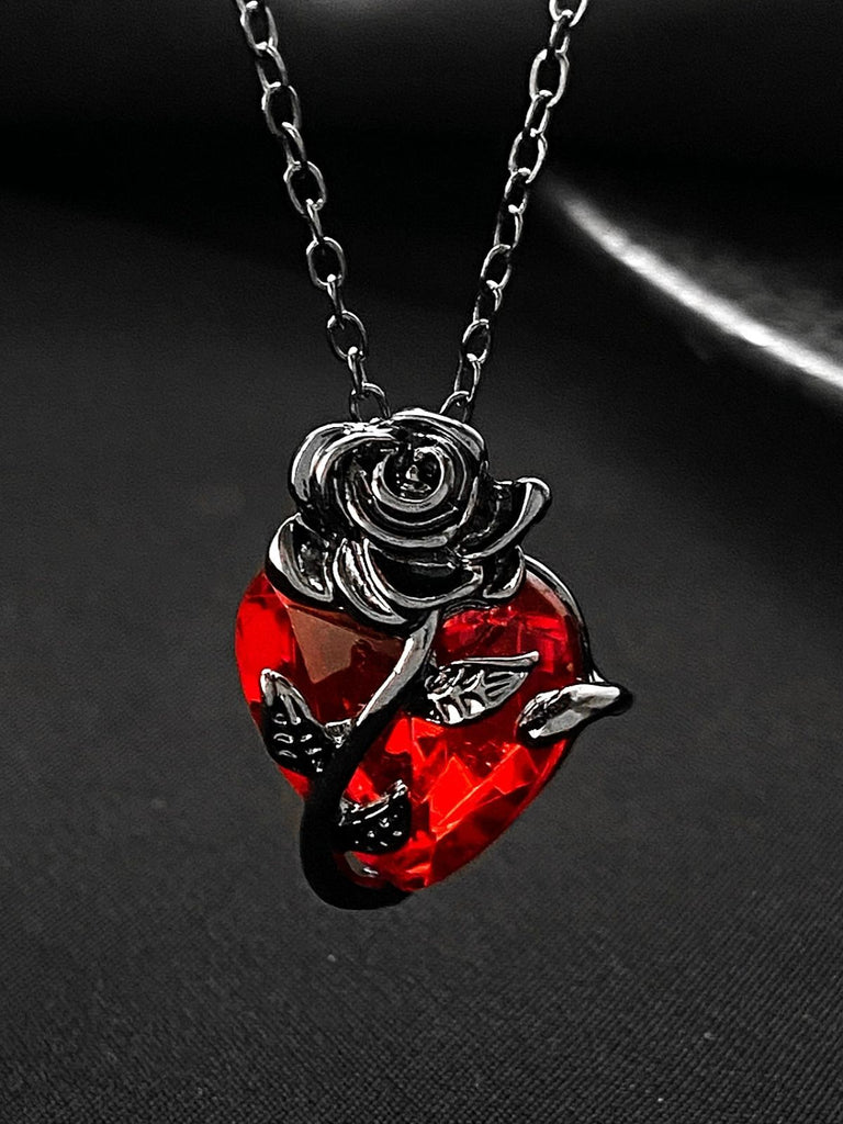 Rosa Gothic Anhänger-Halskette mit Herz und Strass