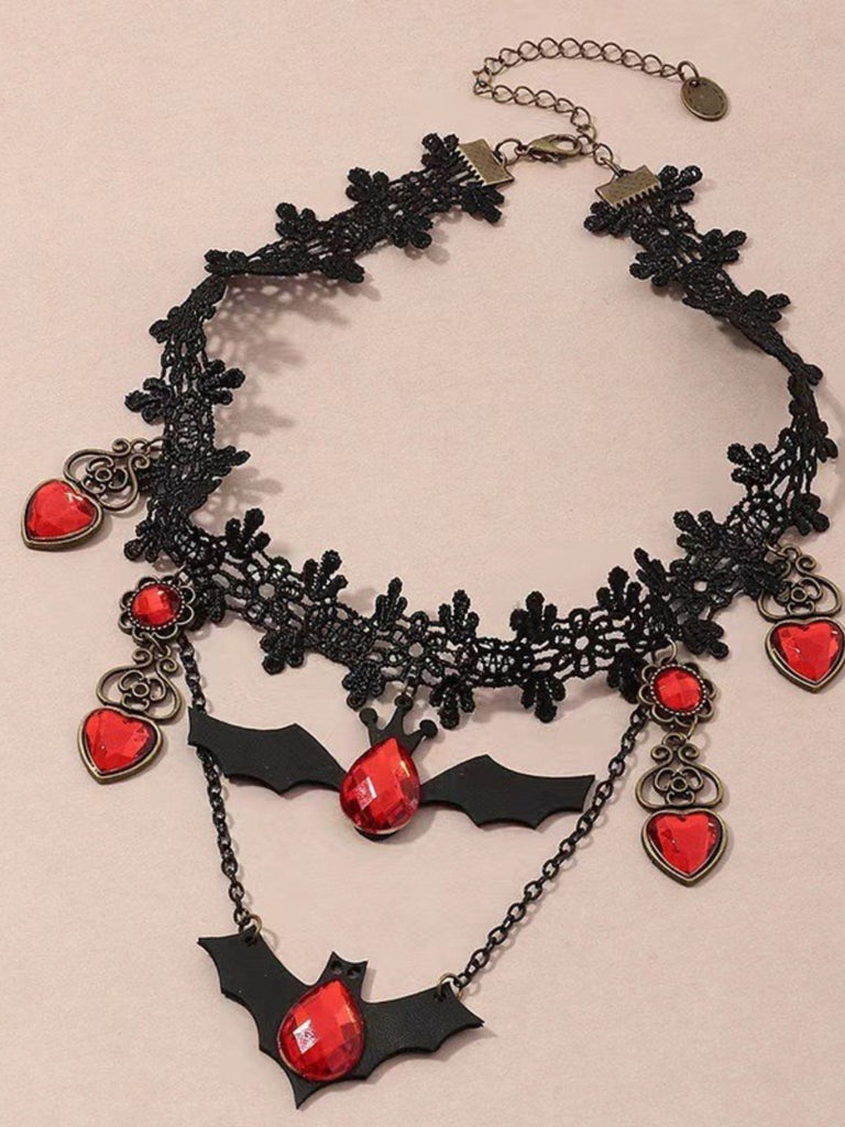 Rote Gothic Halskette mit Fledermaus und Bluttropfen
