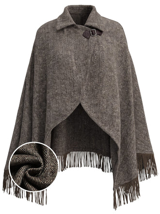 Braunes 70er Strickcape in Wolloptik mit Revers und Fransen