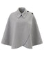70er Cape mit asymmetrischer Schulterknopfleiste
